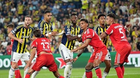 Fenerbahçe 0-0 Benfica (MAÇ SONUCU - GENİŞ ÖZET) Kanarya tur umutlarını Portekiz'e bıraktı
