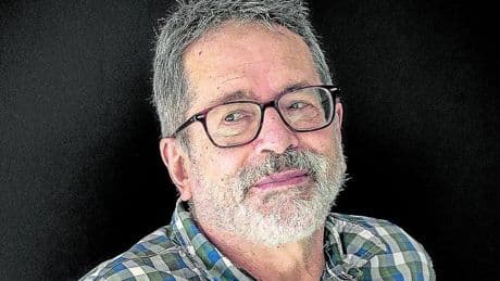 Los ensayos narrativos de César Aira