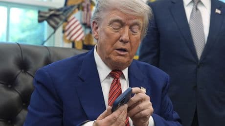 Trump se desespera con la negociación lenta y burocrática de Bruselas y Wall Street se deja un 1% por las amenazas de aranceles del 50%