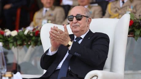 Algérie : pourquoi le président Tebboune change de Premier ministre