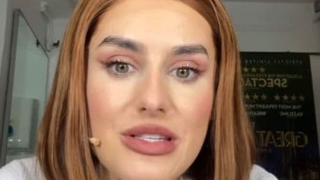 Love Island's Amber Davies hits out at 'selfish' audience member in middle of musical