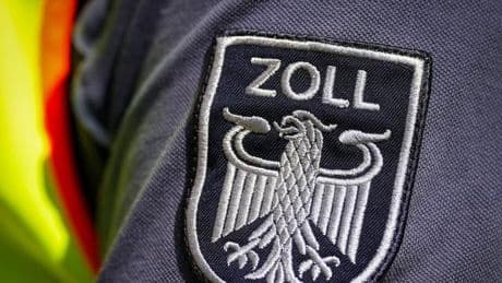 Schwarzarbeit: 100 Einsatzkräfte kontrollieren Läden und Lokale in Ahlhorn