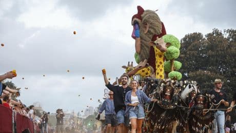 La Batalla de Flors de València, una 'copia' de los carnavales de Niza para la burgesía se luciera