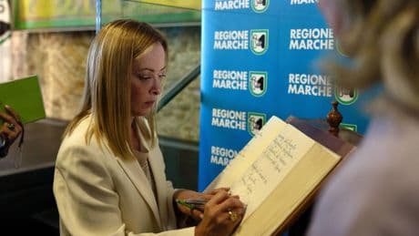 Giorgia apre la "campagna d'autunno". "Estensione della Zes alle Marche"
