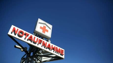 Polizeigewahrsam: Mann "testet" in Mainz Alarmsysteme in Klinik und Hotel