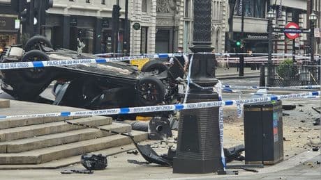 Car ploughs into fountain at London Piccadilly Circus