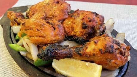 Un restaurante para disfrutar de comida india y nepalí sin salir de Bilbao