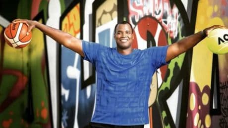 El expívot Jason Collins, primer jugador de la NBA en declararse homosexual, sufre un tumor cerebral