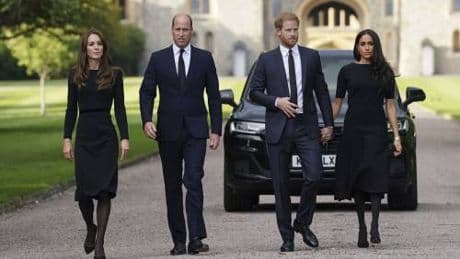 Il pianto a dirotto e il vestito di Charlotte. Cosa c’è davvero dietro la lite tra Kate e Meghan?