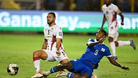 Belangrijke zege Suriname in WK-kwalificatie ontsierd door racisme: ’Waarom roepen zij ’negers’ en ’apen’ naar onze spelers?’
