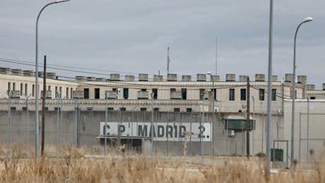 Cuánto cobra un preso por estar en la cárcel en España: tipos de trabajo y beneficios