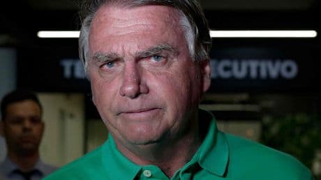 Oberster Gerichtshof: Brasiliens Ex-Präsident Bolsonaro muss in Hausarrest