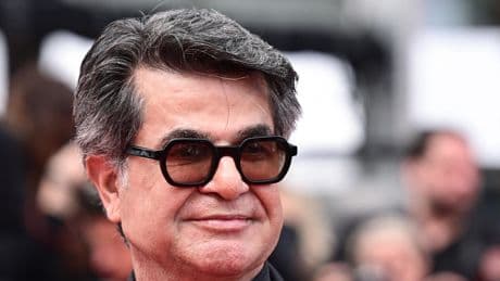 « Je suis vivant parce que je fais des films », affirme Jafar Panahi, dissident iranien au Festival de Cannes