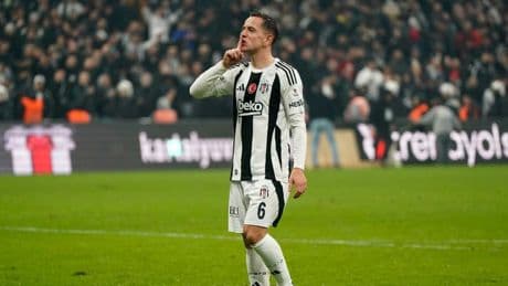 Beşiktaş'ta Amir Hadziahmetovic'e Hull City kancası!