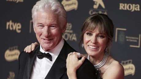 La nueva mansión de Richard Gere y Alejandra Silva en Oleiros y las rencillas familiares con su alcalde comunista