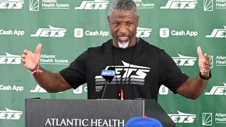 Aaron Glenn concedes Jets’ passing attack not yet up to snuff