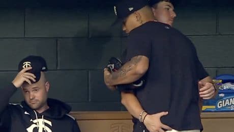 Twins’ Jhoan Duran puts MLB world on hug-watch alert with ultimate fakeout