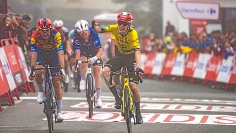 Spanien-Rundfahrt | Radsport: Die Vuelta a España startet mit Problemen in Italien