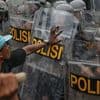 "Übermäßige Gewalt": Aktivisten melden mindestens zehn Tote bei Unruhen in Indonesien
