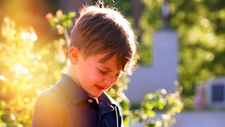 Heatwaves Can Trigger Meltdowns In Neurodivergent Kids – Here’s How Parents Can Help