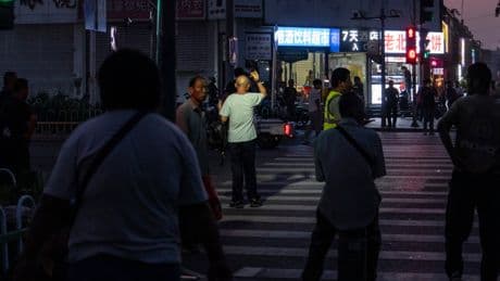 4 A.M. at a Beijing Labor Market: Jobs, and Hope, Are in Short Supply