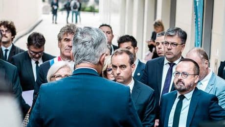 Relancer la décentralisation, l’un des premiers grands chantiers annoncés par Sébastien Lecornu