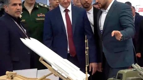 Sicherheitsbedenken durch Drohnen?: Russland sagt große Militärschau für August ab