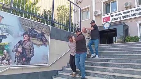 Esenyurt'ta daire satmak için dublör kullanarak vekalet çıkardılar; alıcıyı 100 bin lira dolandırıp kaçtılar
