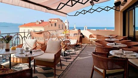À Ajaccio, les hôteliers déclarent la guerre à Airbnb