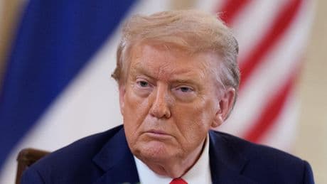 Trump minaccia la Cina: «Dazi doganali del 200% se non verranno esportati i magneti». Le terre rare al centro dei rapporti Washington e Pechino