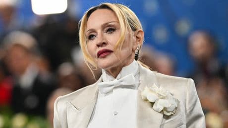 Madonna annonce la sortie d’un EP avec des remix rares de son album Ray of light