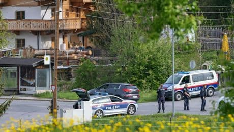 Er erschoss seine Ex-Freundin - Fotos des Killers vom Supermarkt-Parkplatz