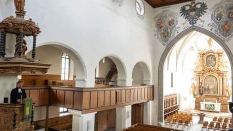 Langenau: 75-Jähriger muss T-Shirt mit Hamas-Parole aushändigen