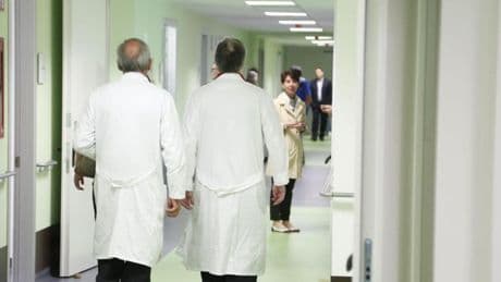Scudo penale dei medici «freezato»:  i camici bianchi promettono battaglia