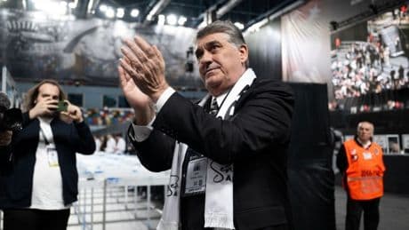 Beşiktaş Kulübü'nde Serdal Adalı yeniden Başkan!