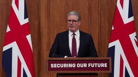 Le Royaume-Uni doit-il se rapprocher de l'UE? Keir Starmer cherche le bon équilibre pour atténuer les effets du Brexit