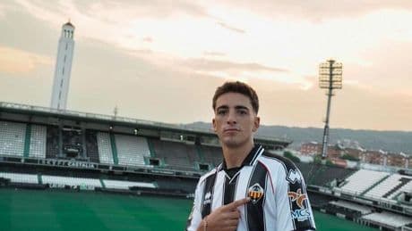 La intrahistoria | Así consiguió el Castellón retener a Álex Calatrava