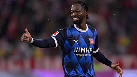 Galatasaray dümeni Almanya'ya kırdı! Hedef 27'lik sağ bek Omar Traore