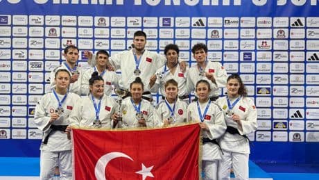 Osmangazi Belediyespor’un judocusu Öztürk, Avrupa kürsüsünde