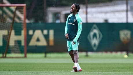 Premiere im Werder-Trikot? - So geht es mit Königstransfer Mbangula weiter