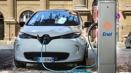 Sumar propone un ‘leasing social’ de coches eléctricos