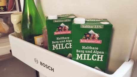 Verbreiteter Fehler: Warum Milch nicht in der Kühlschranktür stehen sollte