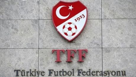 Maçlara artık sadece kimlik kartlarıyla da girilebilecek... TFF resmen açıkladı
