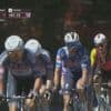 Van Aert en Pedersen maken deel uit van ruime kopgroep, Ayuso geeft op