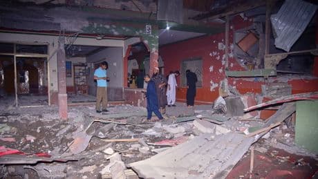 India bombardea &quot;bases terroristas&quot; en Pakistán, que lo califica de &quot;acto de guerra flagrante&quot;