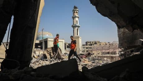 Israel amenaza con "abrir las puertas del infierno" en Ciudad de Gaza mientras la ONU declara la hambruna