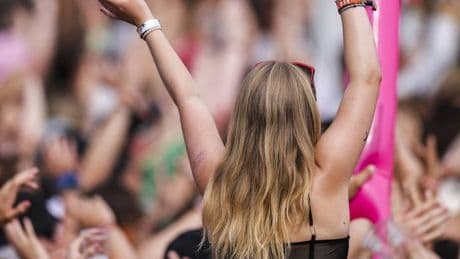 Über WhatsApp zum Festival-Flirt: Fans gründen Singlebörse für Parookaville – so funktioniert’s