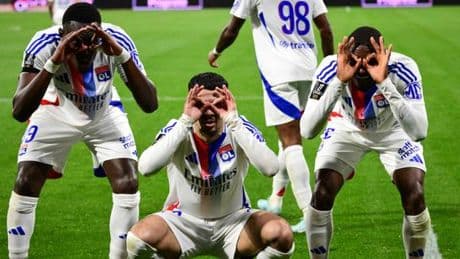 Ligue 1 : Lyon écrase Rennes et garde un œil sur la Ligue des champions