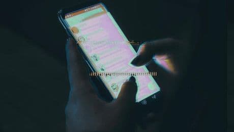Zensur: Russland schränkt Funktionen von WhatsApp und Telegram ein