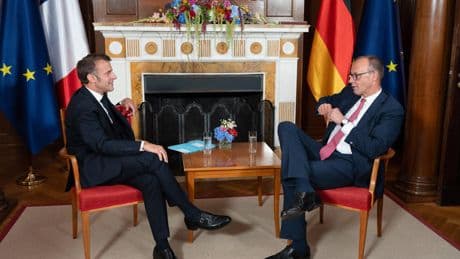 Visite de Macron en Allemagne : la course aux armements, terrain de dissonances entre Paris et Berlin